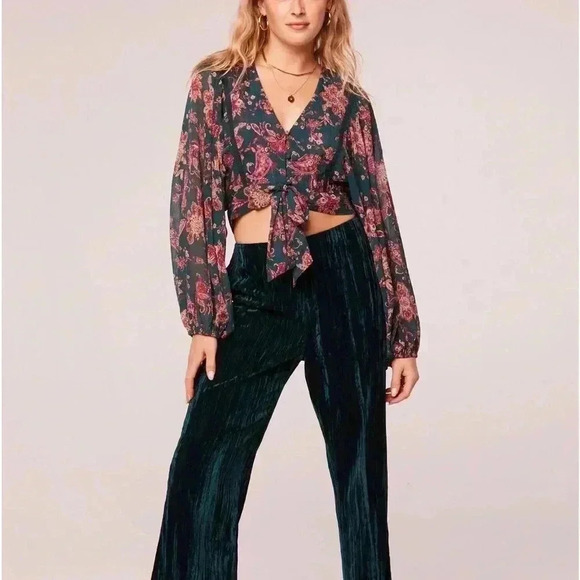 Band of the free - River Deep Pine Paisley Tie Front Crop Top Size XS - Picture 4 of 17